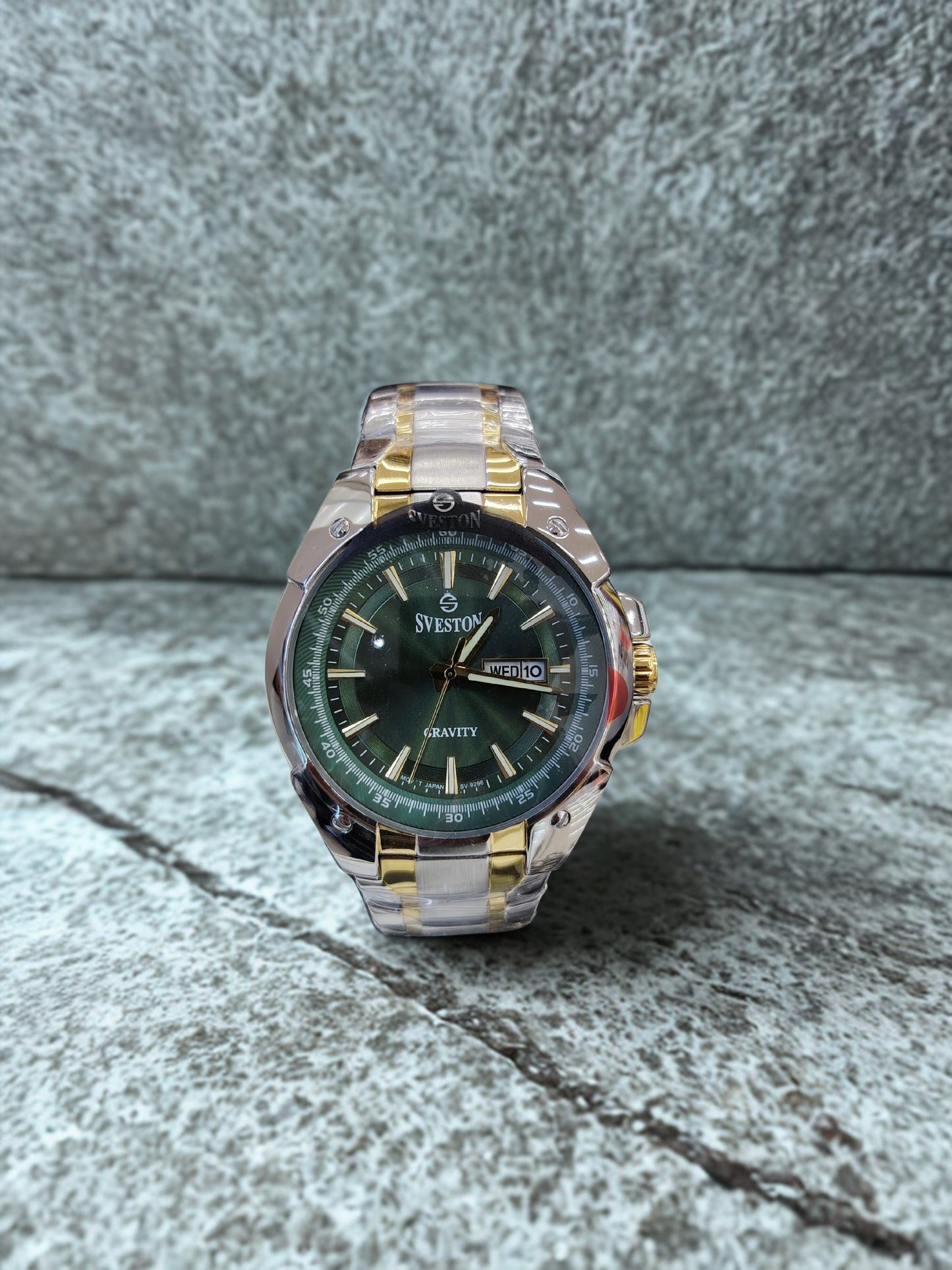 Sveston Emerald King