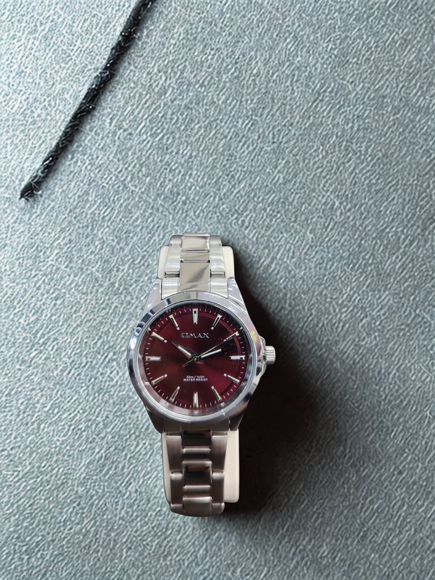 Crimson Bond – Couple Watch Set